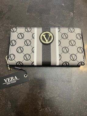 Vera New York Gray Logo Zip Wallet